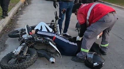 El delincuente murió en el hospital.
