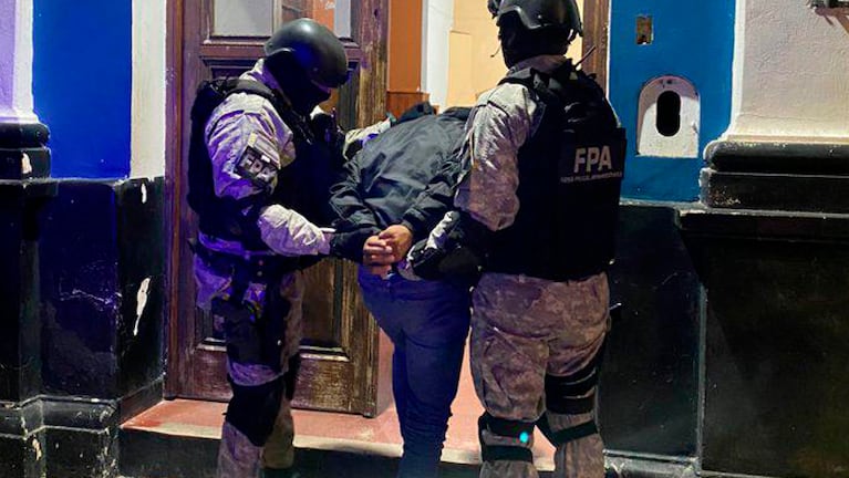 El detenido después de varios allanamientos en Cruz del Eje. Foto: Ministerio Público Fiscal.