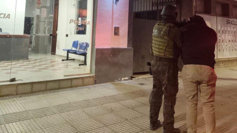 El detenido tenía antecedentes por una causa de homicidio.