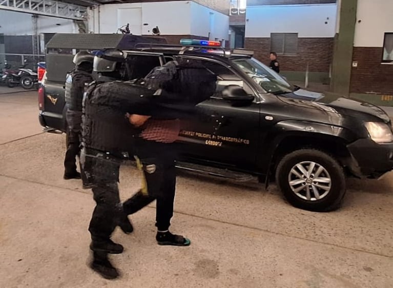 El detenido vendía droga en Villa Dolores.