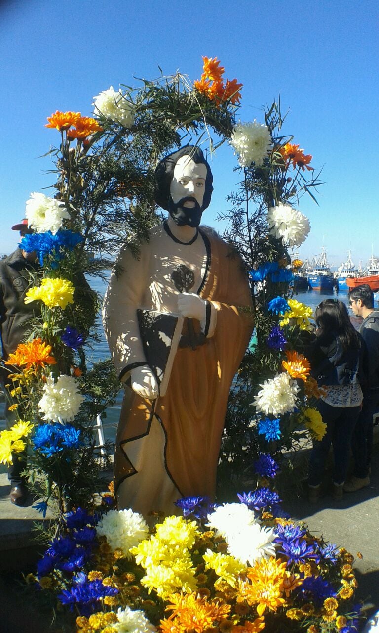 El día de San Pedro en el puerto de Talcahuano. 