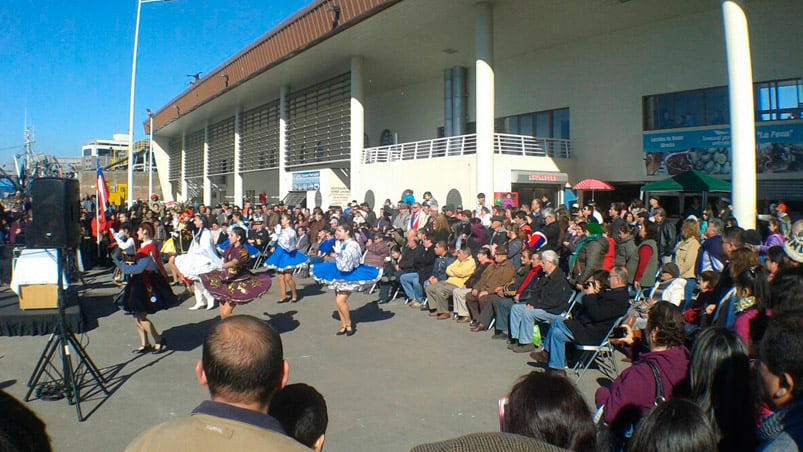 El día de San Pedro en el puerto de Talcahuano.