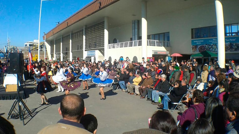 El día de San Pedro en el puerto de Talcahuano.