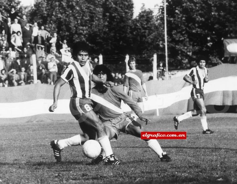 El día que Maradona debutó ante el fenomenal Talleres de los 70