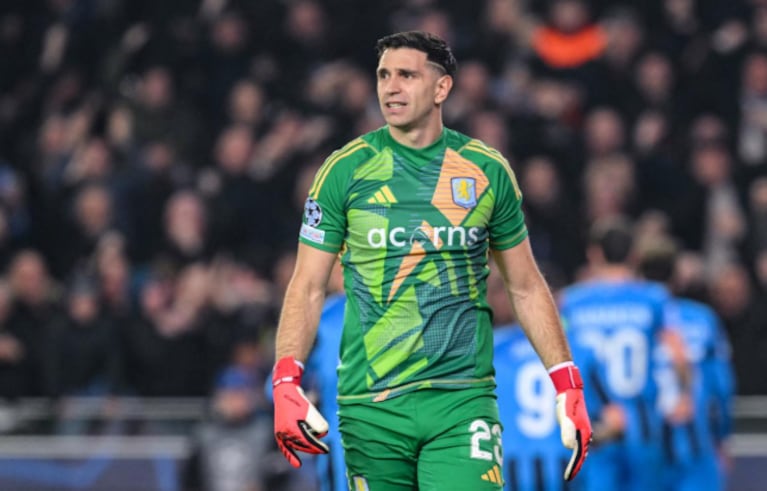 El Dibu se quedó en el Aston Villa y no se fue al Manchester United.