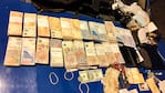 El dinero robado lo escondieron en una mochila.