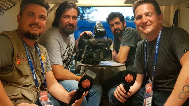 El Doce camino a Kazán para alentar a la Selección Argentina.