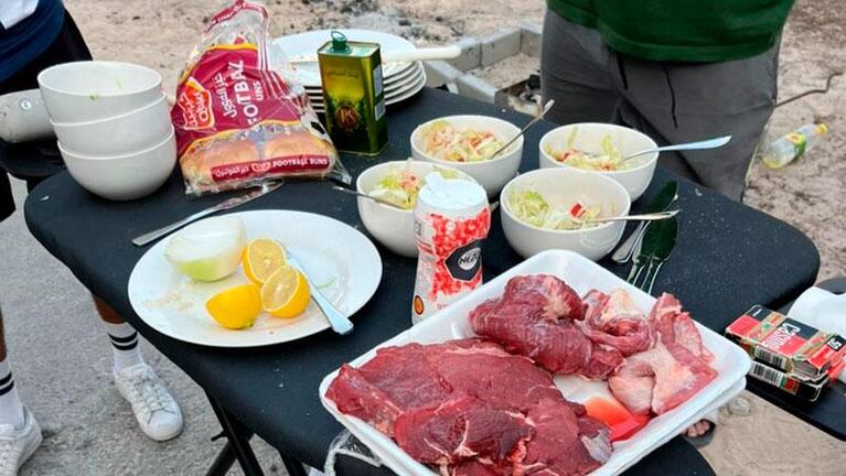 El Doce disfrutó de un asado con argentinos en Qatar en la previa a la semifinal