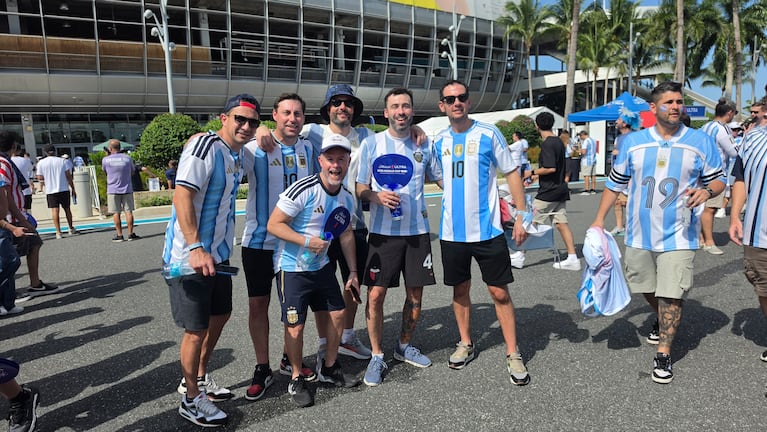 El Doce en el Hard Rock Stadium de Miami para Argentina-Cabo Verde.