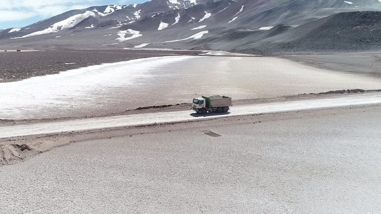 El Doce en el salar de litio en Argentina: la fiebre del oro blanco