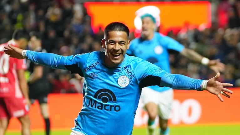 El Doce sortea la camiseta oficial de Belgrano en la previa de la final. Foto: Lucio Casalla / El Doce.