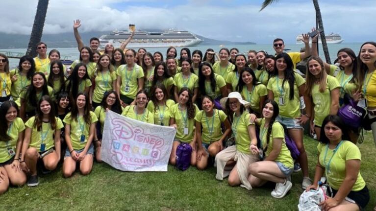 El Doce y Magic Dreams regalaron un viaje en crucero para una quinceañera.