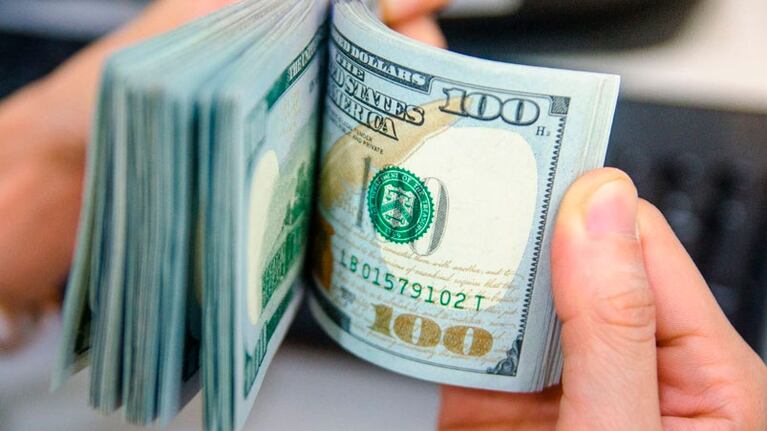 El dólar blue llegó a su pico máximo otra vez.