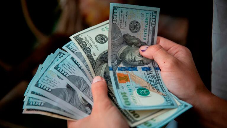 El dólar blue volvió a subir después de dos semanas.