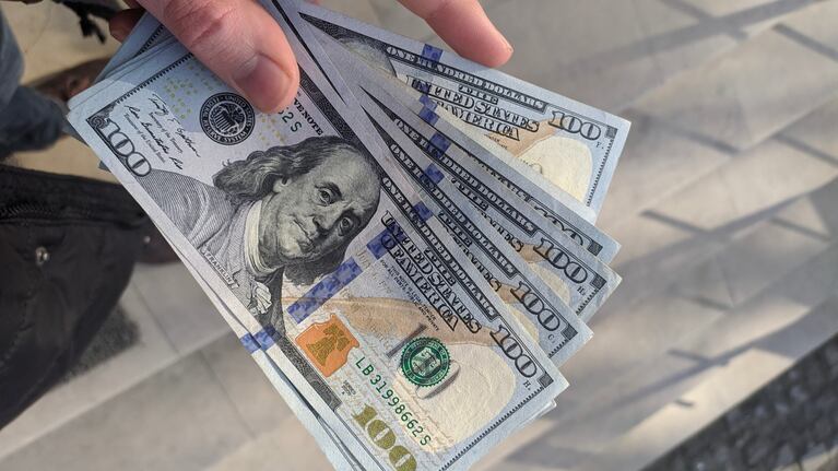 El dólar pegó un salto en la jornada de este jueves.