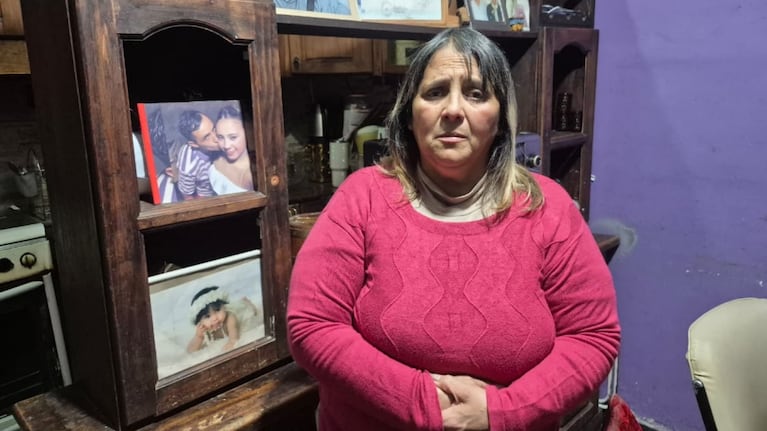 El dolor de la madre de Gabriela Pérez luego del comienzo del juicio.