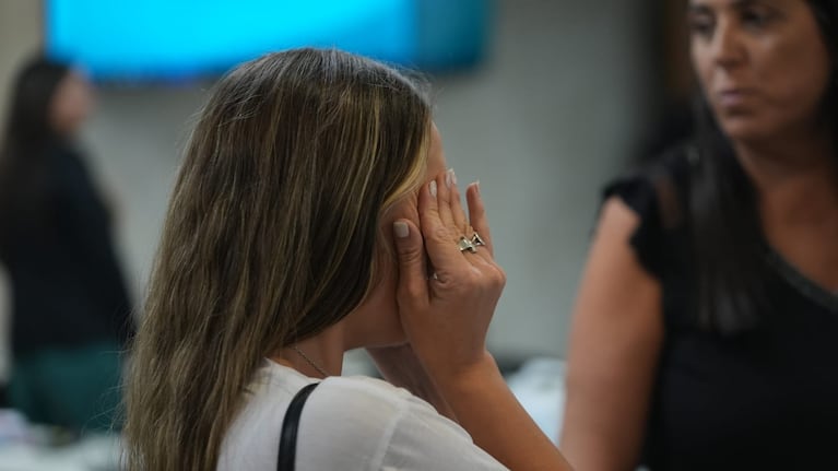 El dolor de las madres en el inicio del juicio por la muerte de bebés en el Hospital Neonatal. Foto: Lucio Casalla / El Doce.