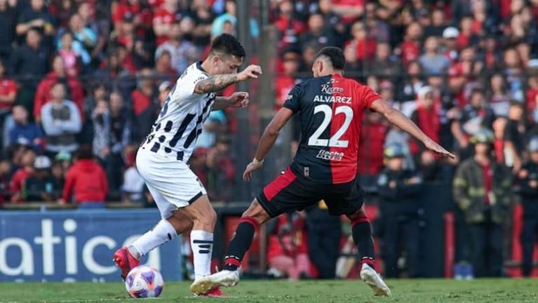 El dolor de Nahuel Bustos por su lesión tras sus dos goles ante Colón