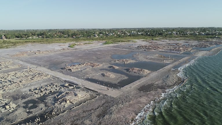 El drone de El Doce y una de sus impactantes capturas. Foto: Lucio Casalla/El Doce.