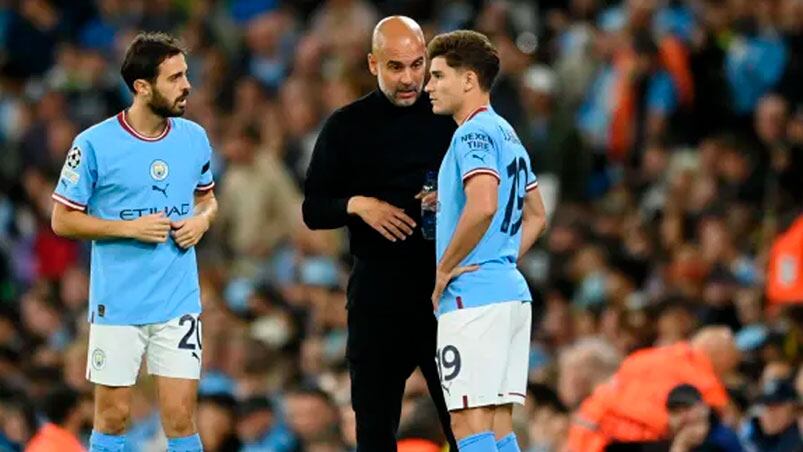 El DT celebró el título del City tras el partido con el Chelsea. 