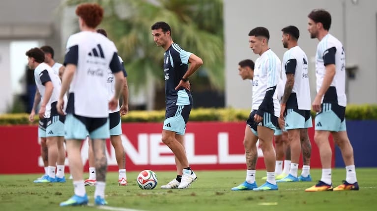 El DT tiene tiempo hasta el 30 de mayo para definir los 26 convocados al Mundial.
