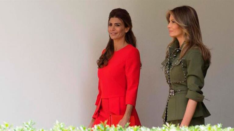 El duelo de estilos de Juliana y Melania. Foto: AFP.