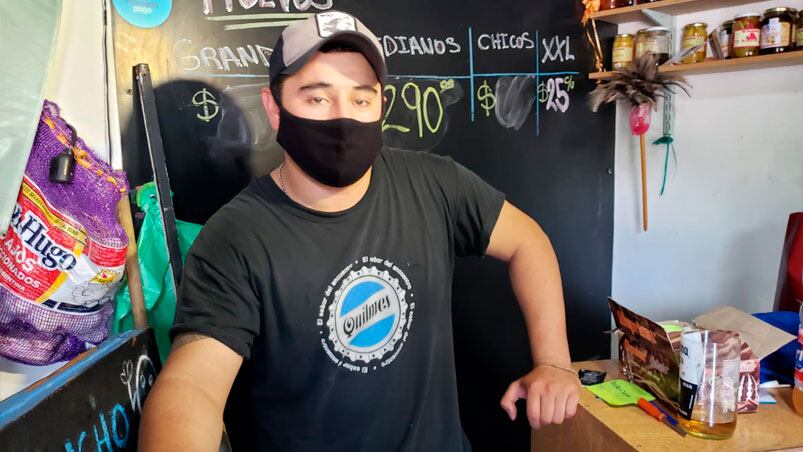 El dueño es de Catamarca y se mudó a Córdoba para progresar en la vida. Foto: Néstor Ghino/ElDoce.tv.
