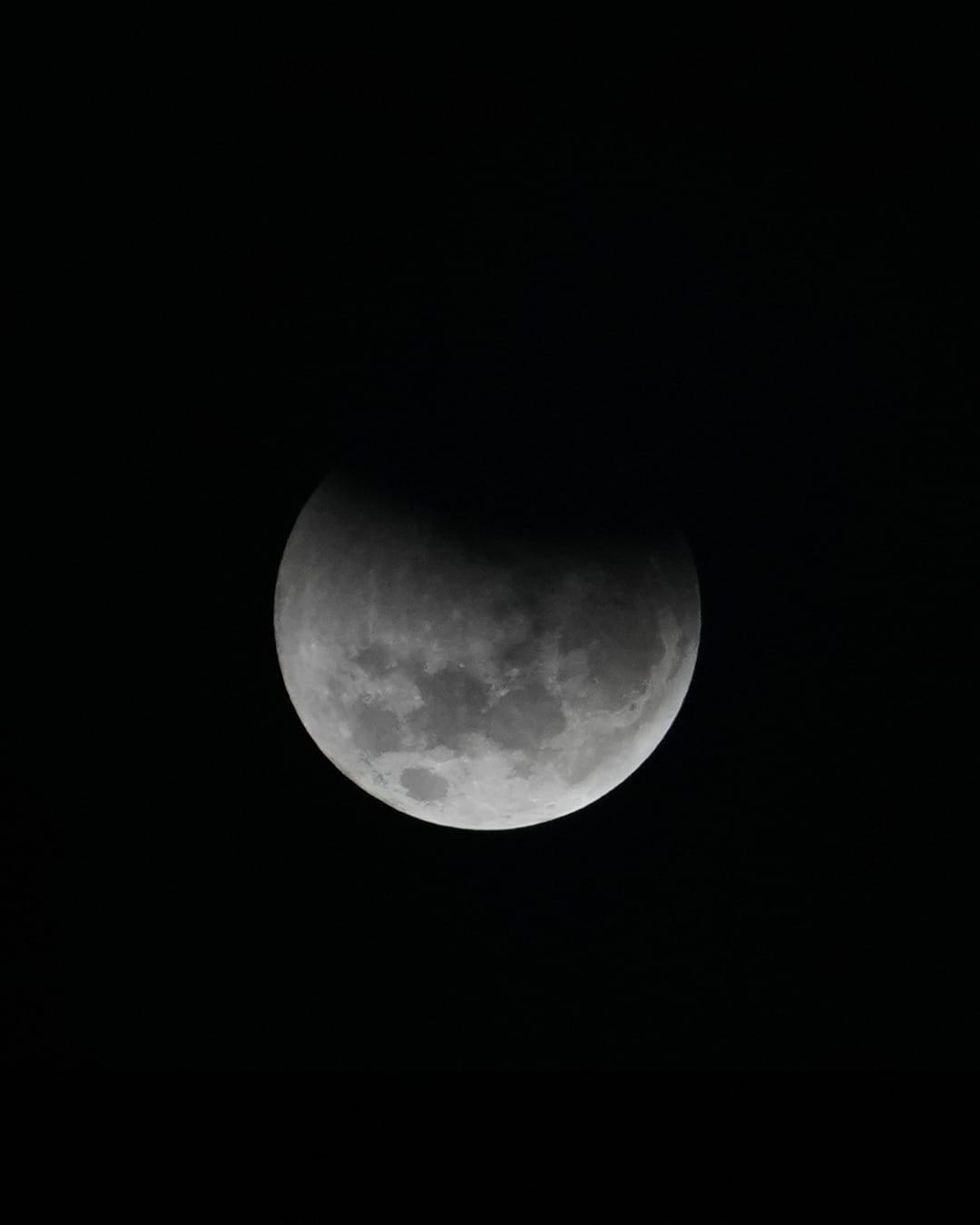 El eclipse lunar desde la lente de El Doce.