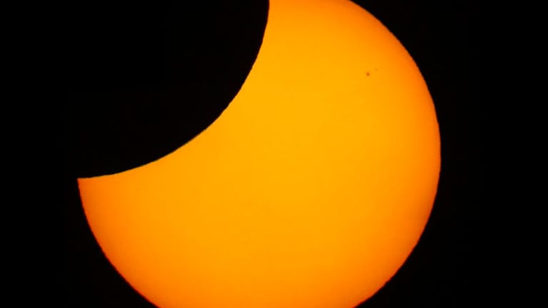 El eclipse solar debe observarse con mucha seguridad.