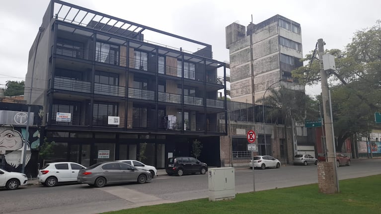 El edificio de barrio Cofico donde fue hallado el cuerpo de Daniela Villalba.