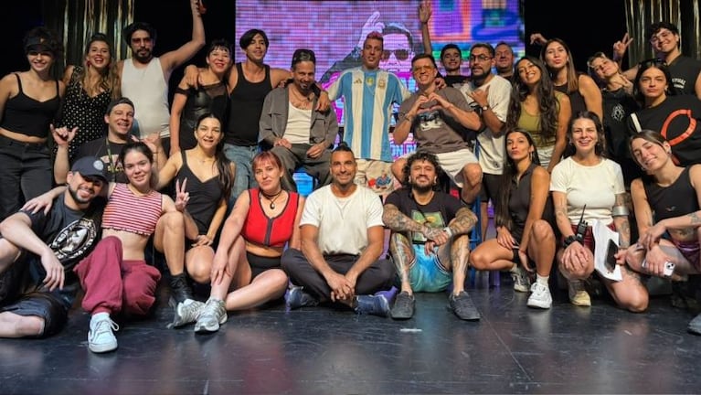 El elenco de El Show de La Monada en la temporada de Carlos Paz.