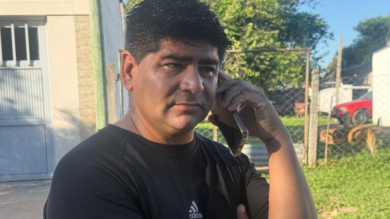 El encargado de mantenimiento desarmó al tirador.