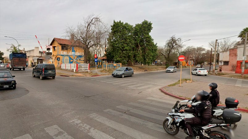 El enfrentamiento se dio en las inmediaciones de las vías del tren, a pocas cuadras de la cancha de Instituto.