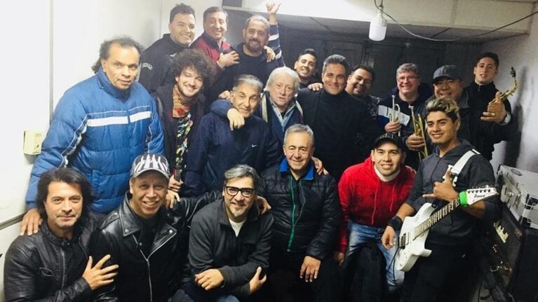 El ensayo con las "grandes glorias" de Chébere y los nuevos músicos de la banda.