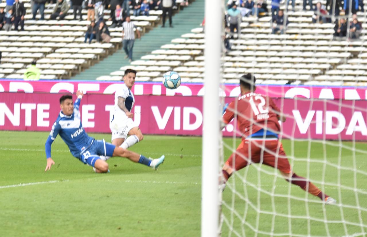 El equipo albiazul ganó 1-0 en el estadio Kempes. Foto: Lucio Casalla/ElDoce.tv