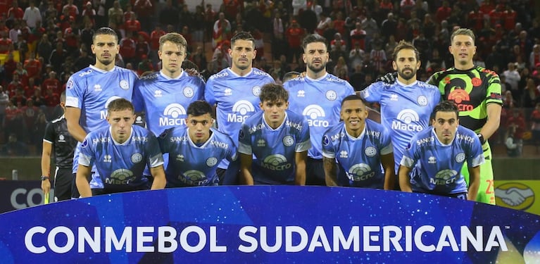 El equipo de Belgrano ante Inter.