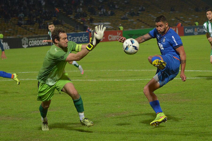 El equipo de Kudelka sigue alejándose en la tabla de la B Nacional. Foto: Lucio Casalla / ElDoce.tv