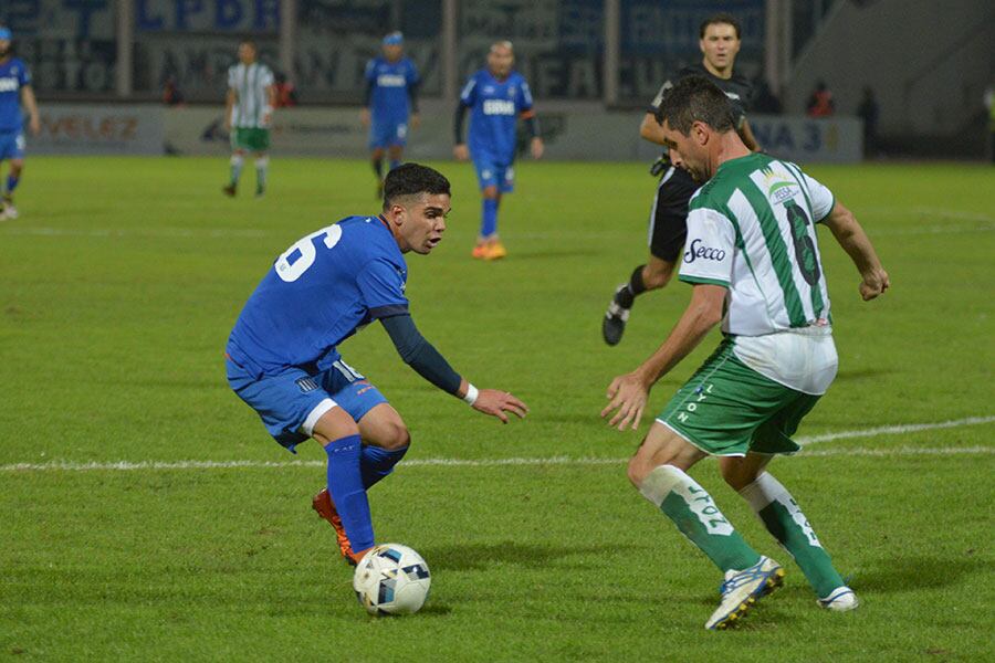 El equipo de Kudelka sigue alejándose en la tabla de la B Nacional. Foto: Lucio Casalla / ElDoce.tv