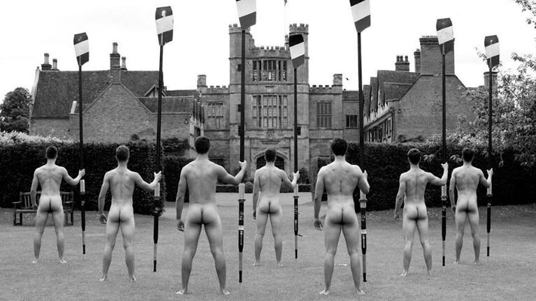 El equipo de remo de Reino Unido se animó a posar para un calendario.