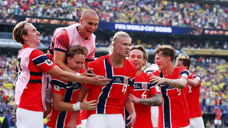 El equipo europeo dejó afuera del Mundial 2026 al quíntuple campeón.