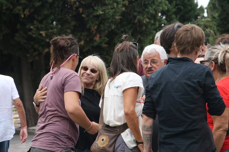 El error que indignó a todos durante el último adiós a Marcelo Araujo en el cementerio