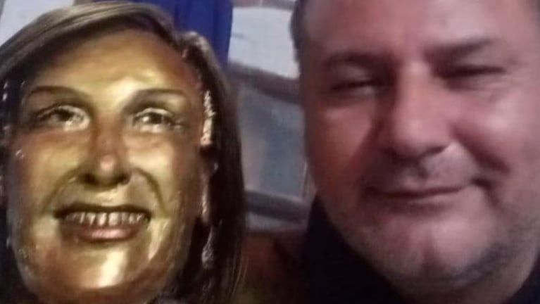 El escultor cordobés se defendió tras las críticas de Mirtha Legrand por la estatua