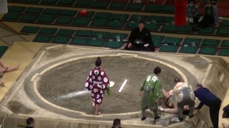 El espectacular nocaut de un luchador de sumo