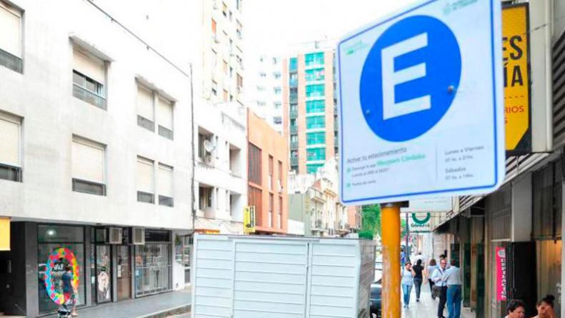 El estacionamiento volverá a tener una aplicación en Córdoba.