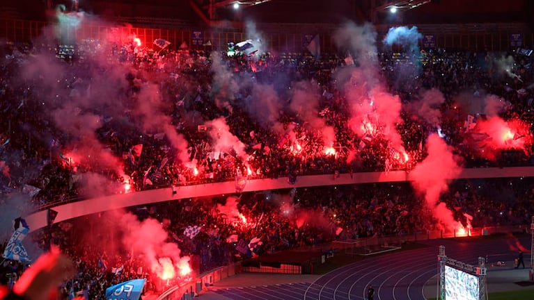 El estadio Diego Maradona lució colmado y los hinchas estallaron.