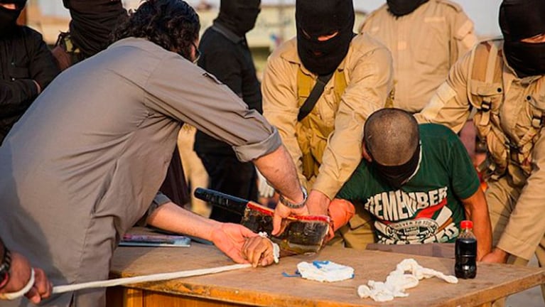 El Estado Islámico suele castigar así a los ladrones. Foto de archivo