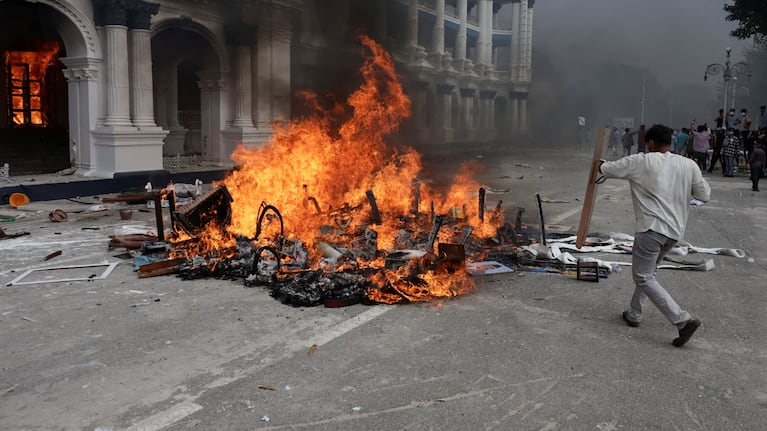 El estallido social en Nepal generó hechos de violencia sin precedentes.