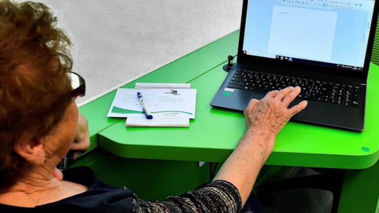 El estudio también indaga sobre otras variables vitales como ingresos, salud, vida personal y socialización.