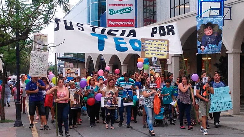 El eterno reclamo de justicia por el ahogamiento de Teo. 