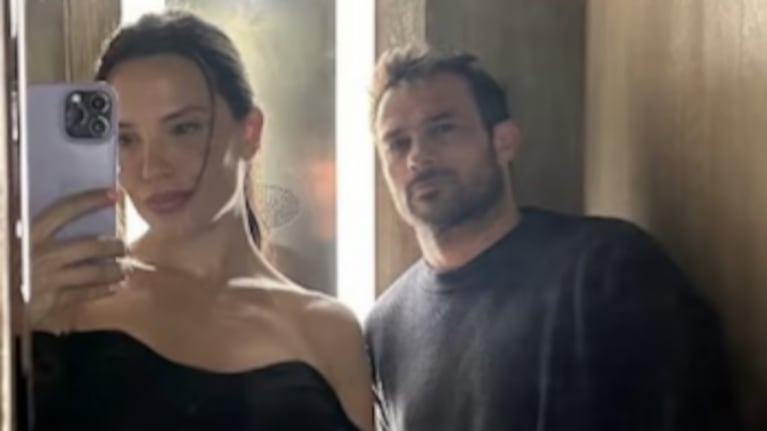 El ex delantero le declaró todo su amor a su novia.